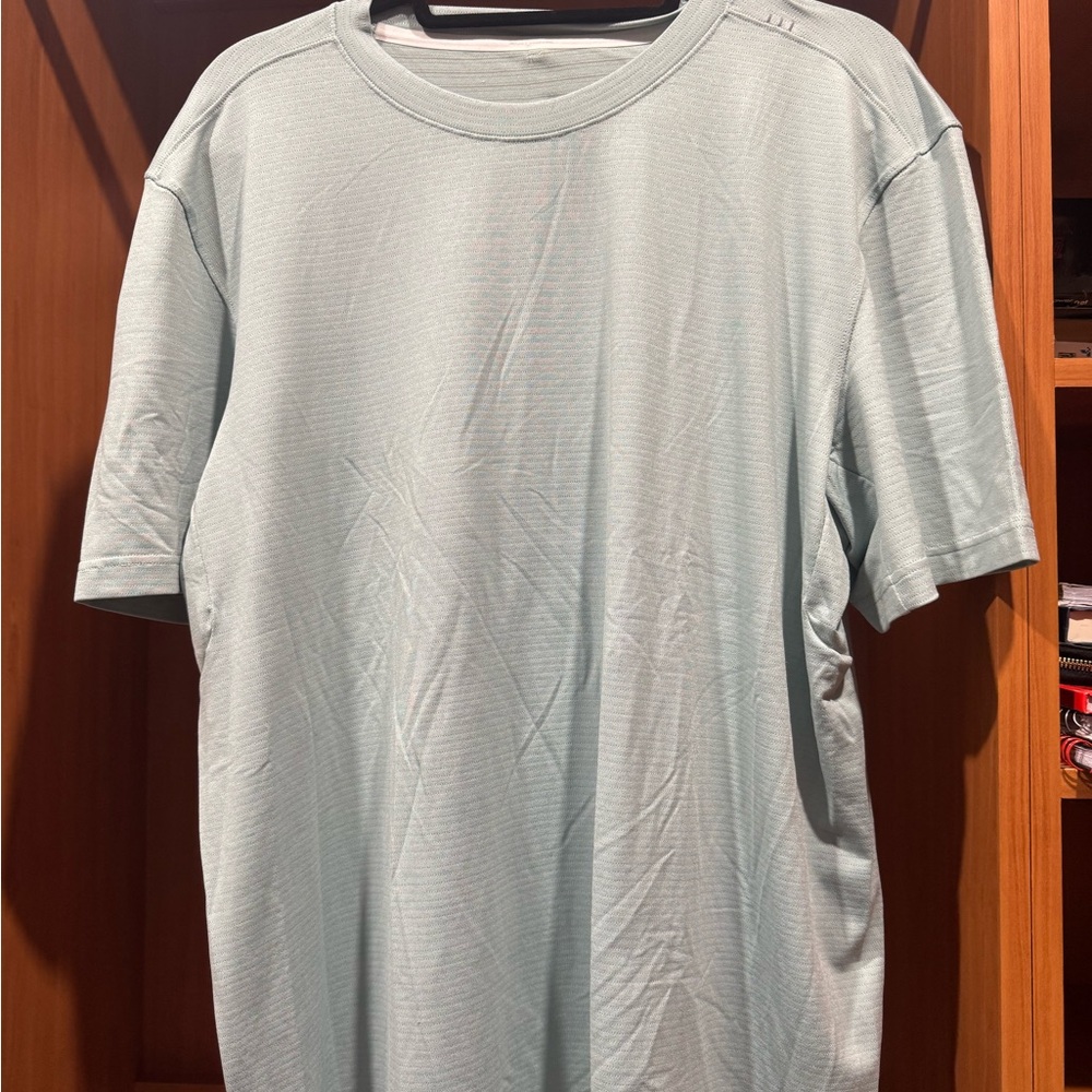 lululemon athletica Men's Short Sleeve Tee in Light Green